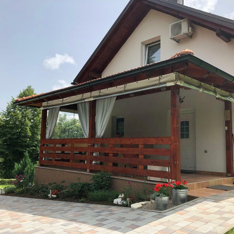 D.I.M. Holiday House Seliste Dreznicko Exterior photo