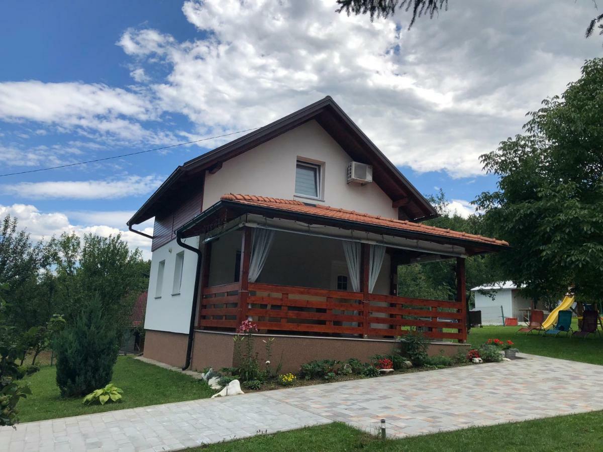 D.I.M. Holiday House Seliste Dreznicko Exterior photo